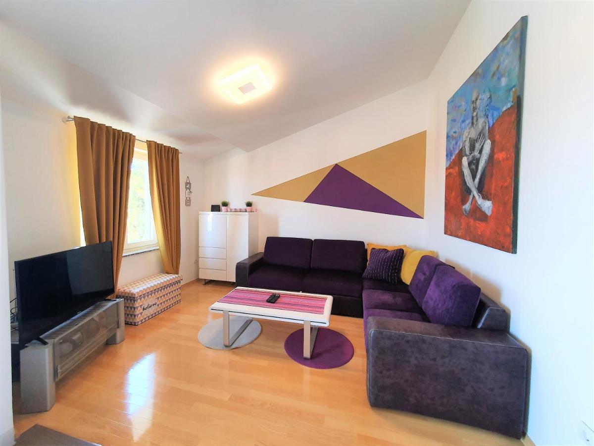 Apartment La God Malinska Bagian luar foto
