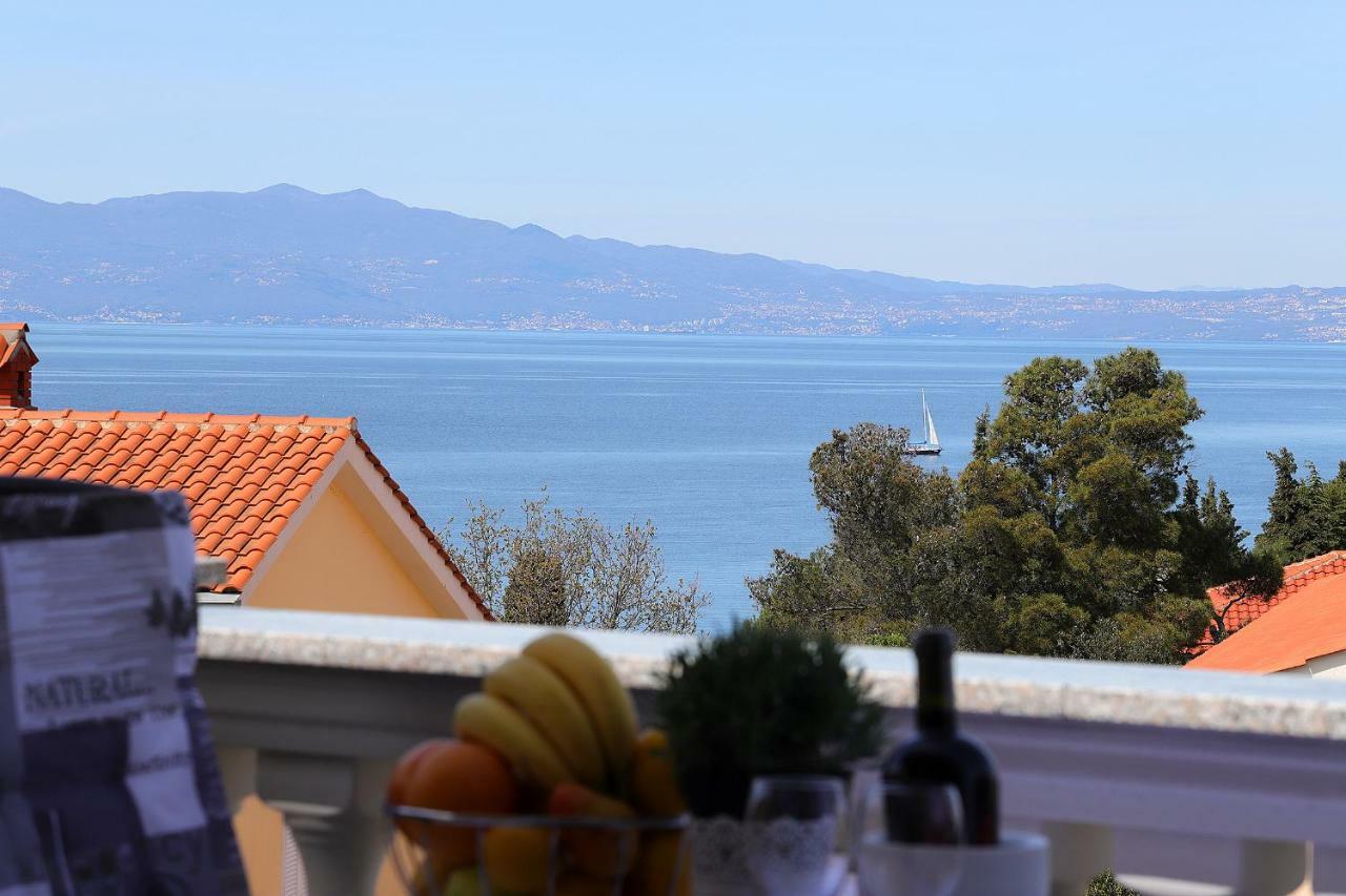 Apartment La God Malinska Bagian luar foto