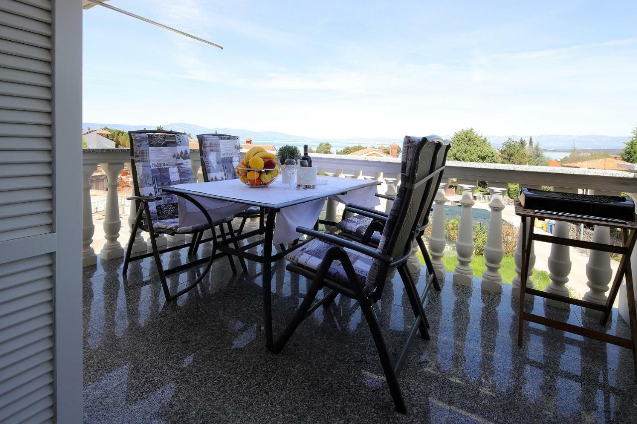 Apartment La God Malinska Bagian luar foto